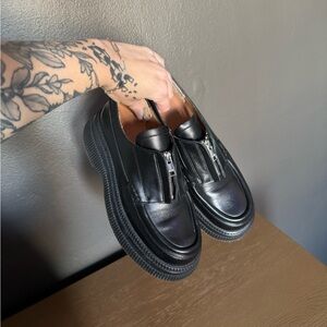 GANNI Wallaby Creeper Zip Loafers (Black, Size 38)
